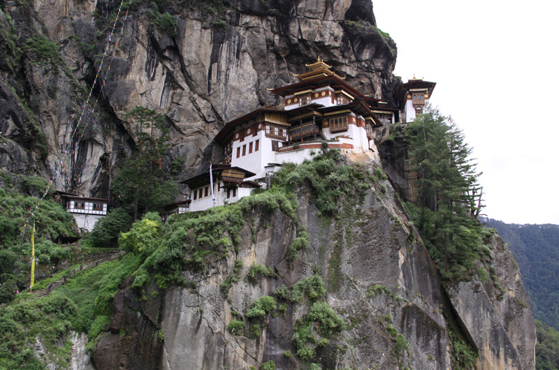 Bhutan-Tigers-Nest-800x530